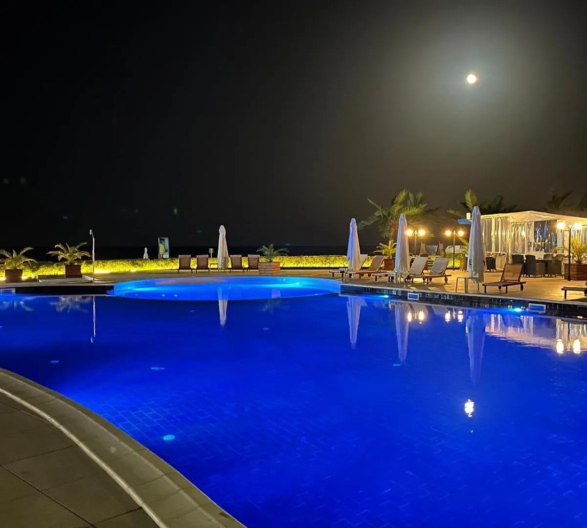 Heaven Hotel Napospart 3*,
